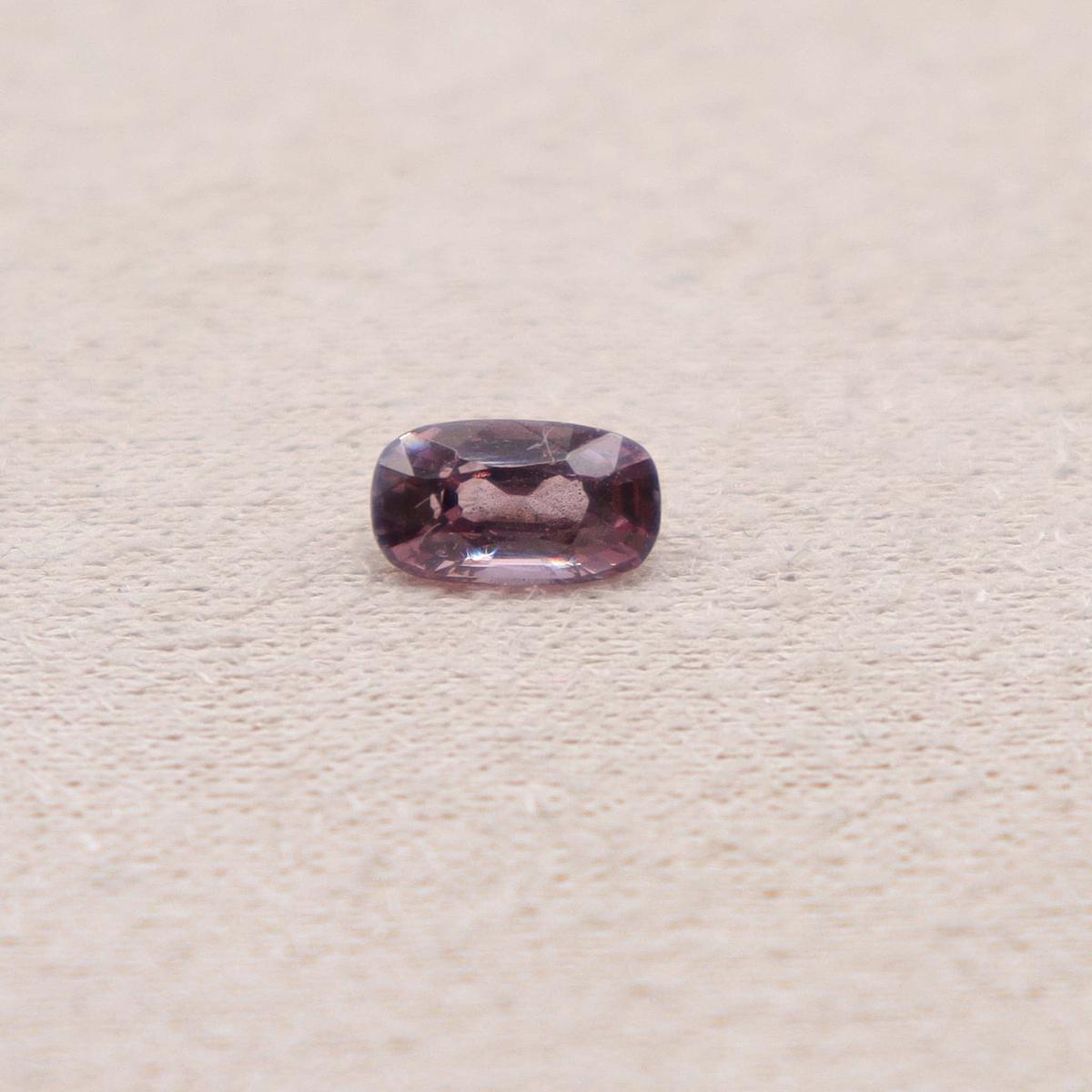 0.95ct Purple/Grey Elongated Cushion Spinel DXBS5008