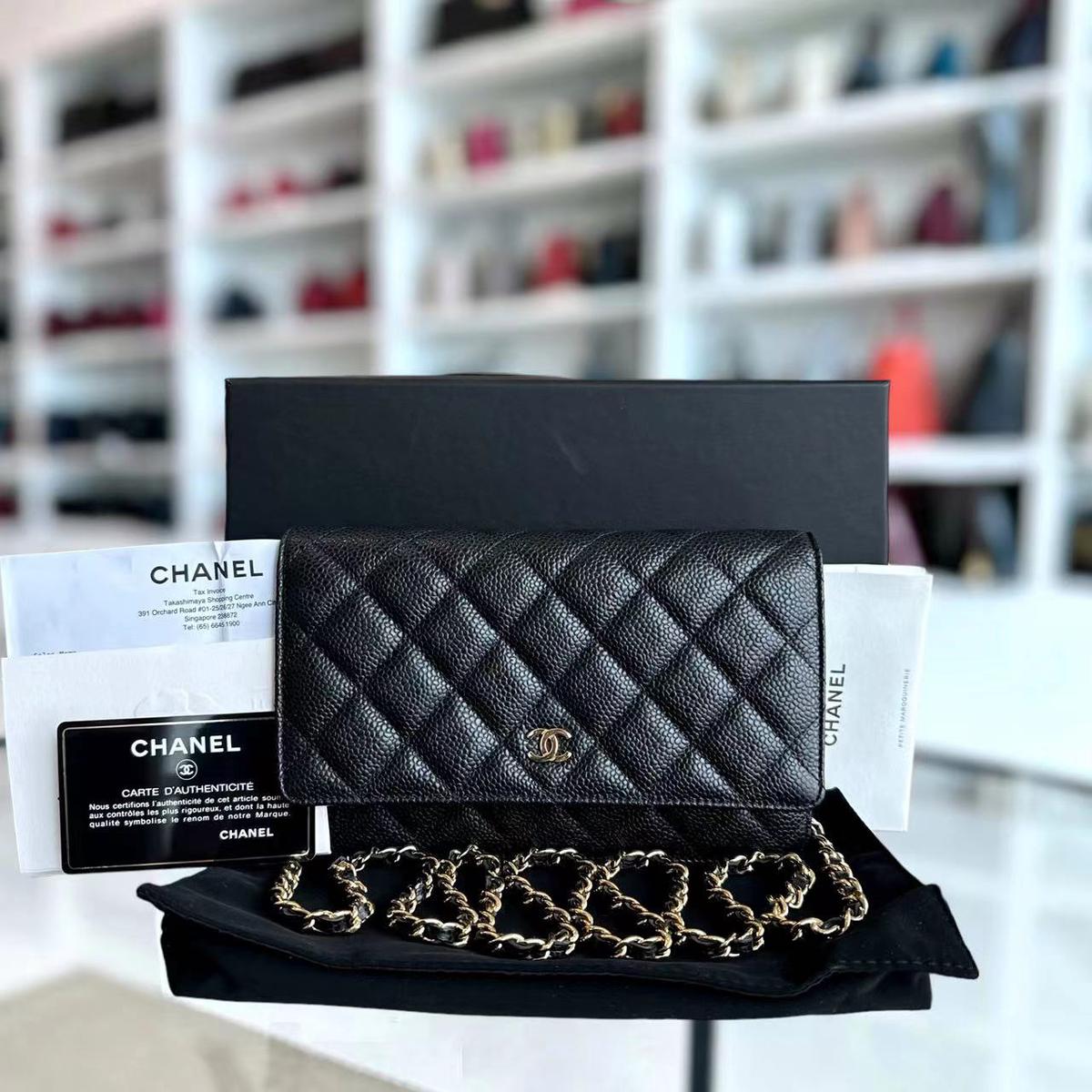 *Like New, Receipt Full Set* Caviar WOC Wallet On Chain Quilted Grained Calfskin Black Golden Hardware Series 31