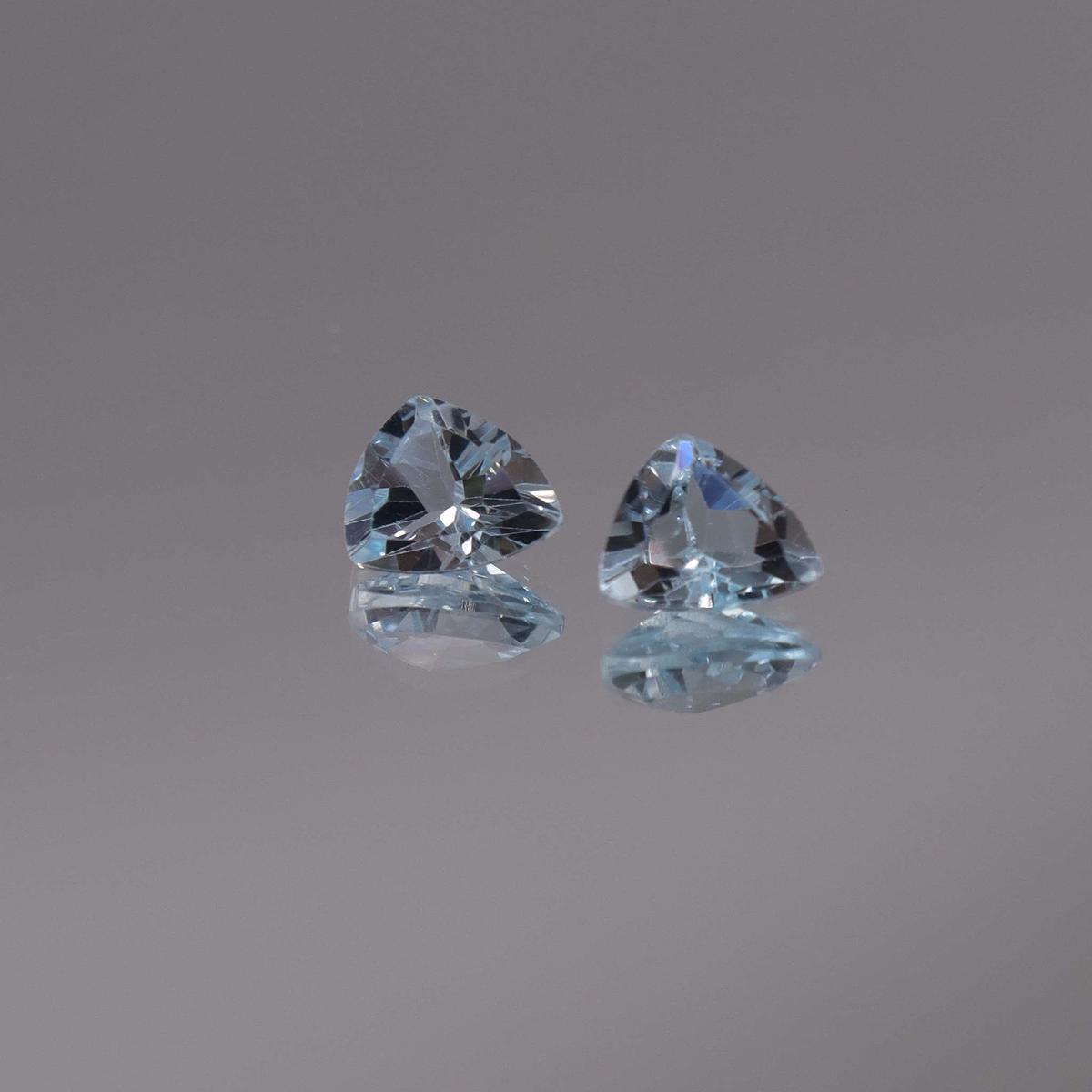 2.74ct Sky Blue Topaz Trillion pair DXBCS1224