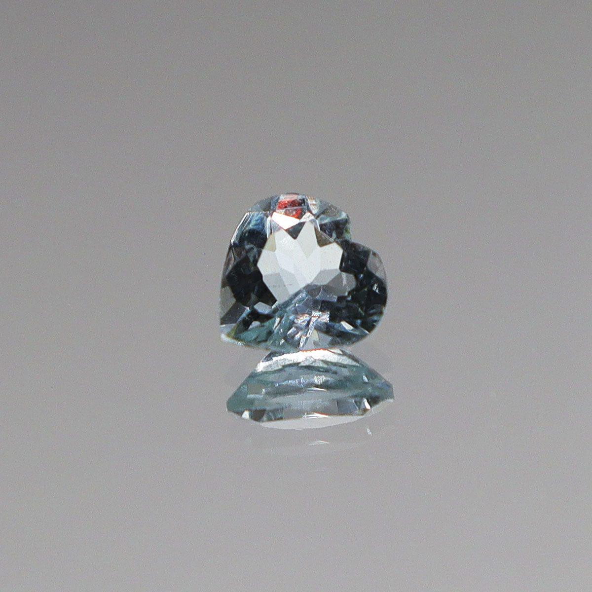 0.53ct Aquamarine heart DXBCD0927
