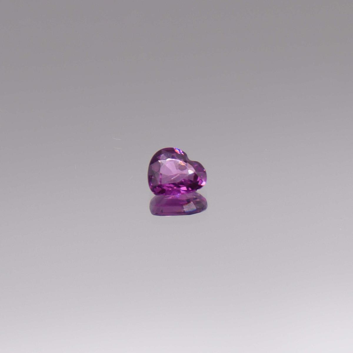 0.50ct Purple Rhodolite Garnet Heart DXBS5977